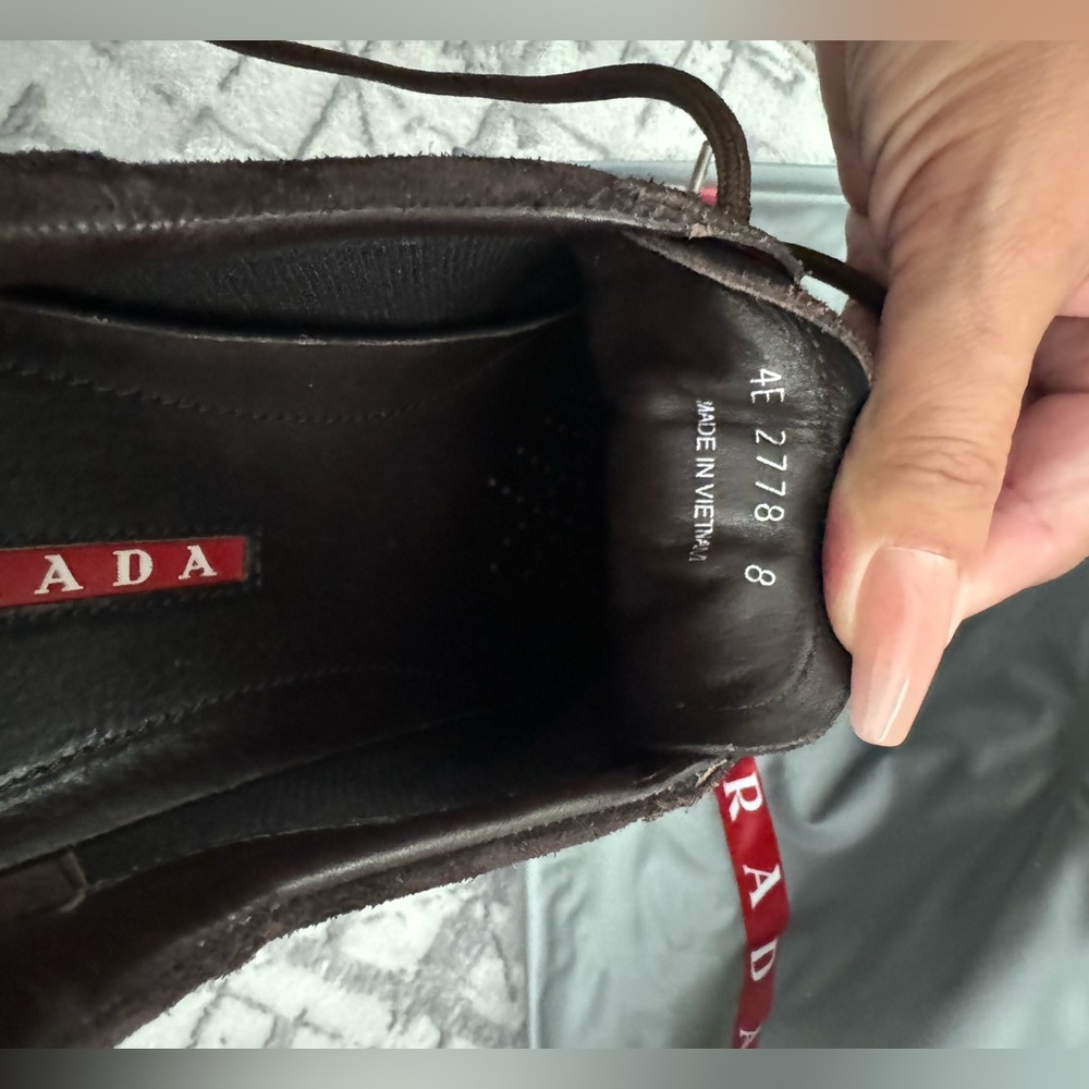Men’s Prada sneakers - Picture 6 of 7